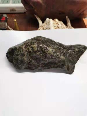 S001 陨石奇石，金鱼，万年有金余，不吸磁，重量，523克，价格，1.2亿，联系方式，13836861792，