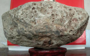 H060   月球角烁岩陨石，重13010克，金龙鱼大摆件，议价电话：15930074390