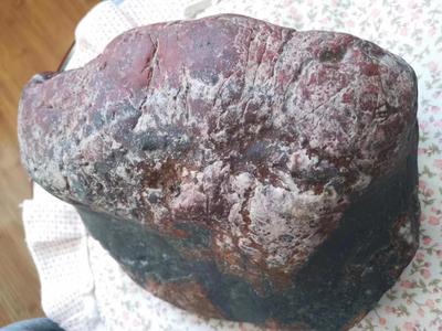 H003 &nbsp;&nbsp;伊丁火星陨石 &nbsp;&nbsp;&nbsp;&nbsp;&nbsp;重4.23公斤 &nbsp;&nbsp;&nbsp;&nbsp;&nbsp;有检测报告 &nbsp;&nbsp;有意者 &nbsp;&nbsp;&nbsp;联系人：高先生 13238079903