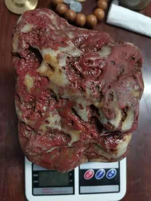 H001 火星陨石，不吸磁，重量，2200克，88万，联系方式，13836861792